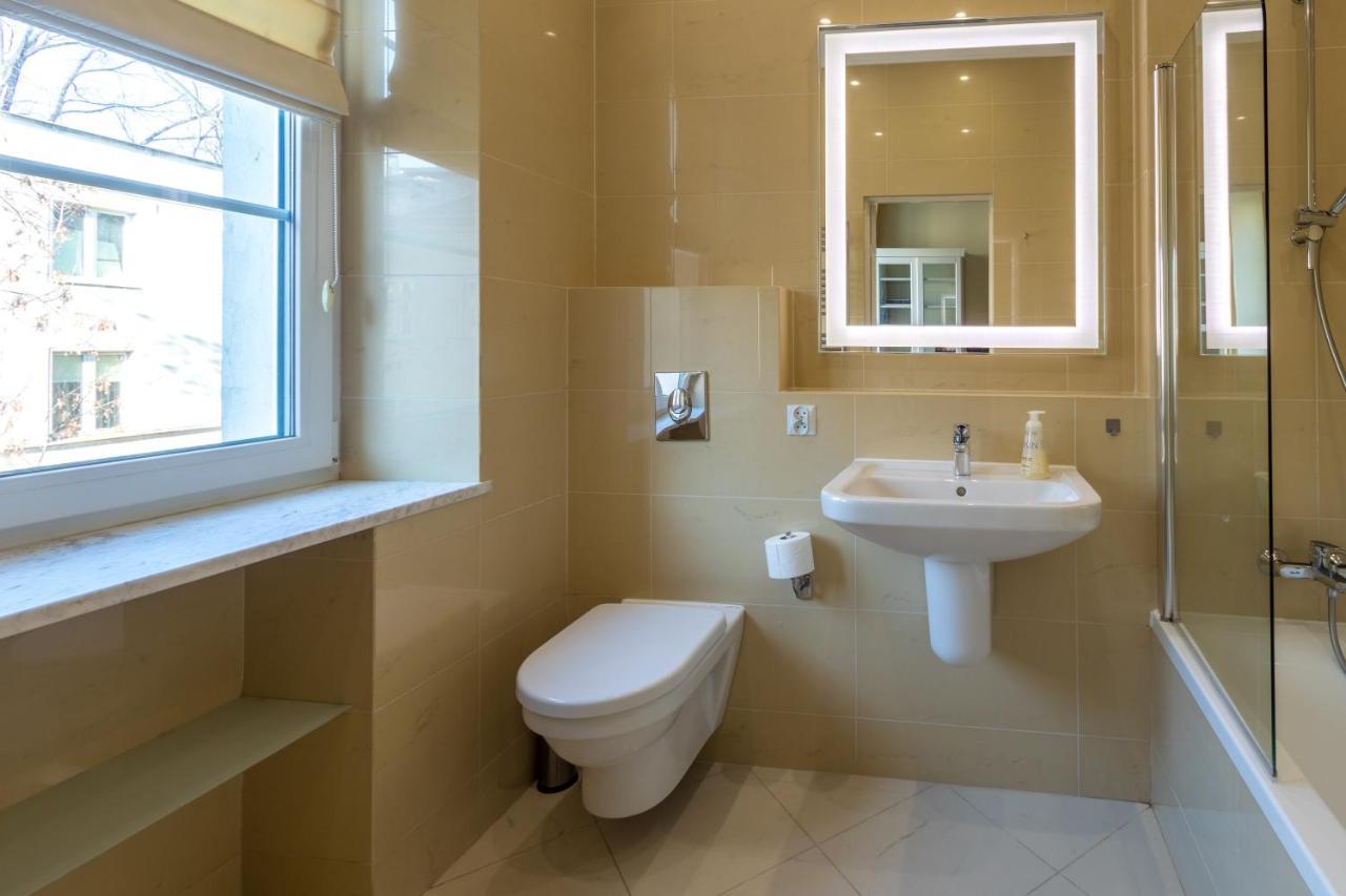 Apartament Luster I Obrazow 바르샤바 외부 사진
